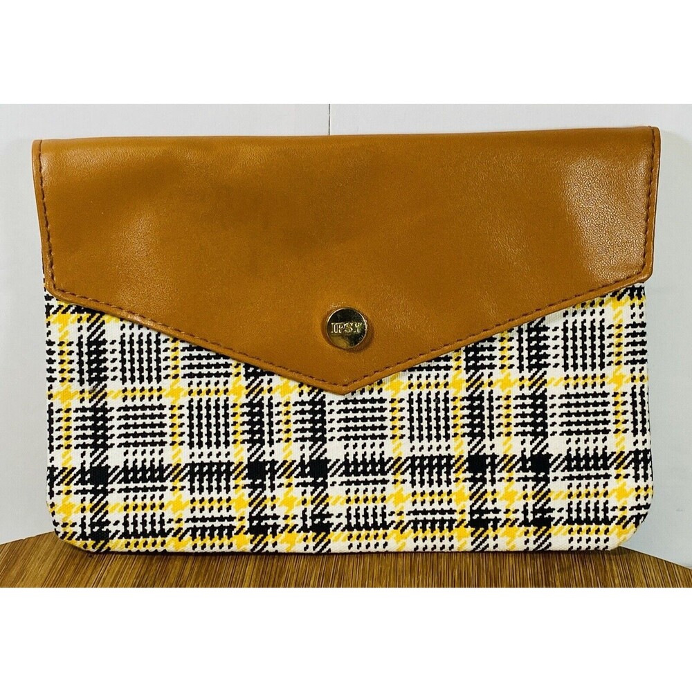 Ipsy Plaid Cosmetic Bag With Snap Closure 7”x5”